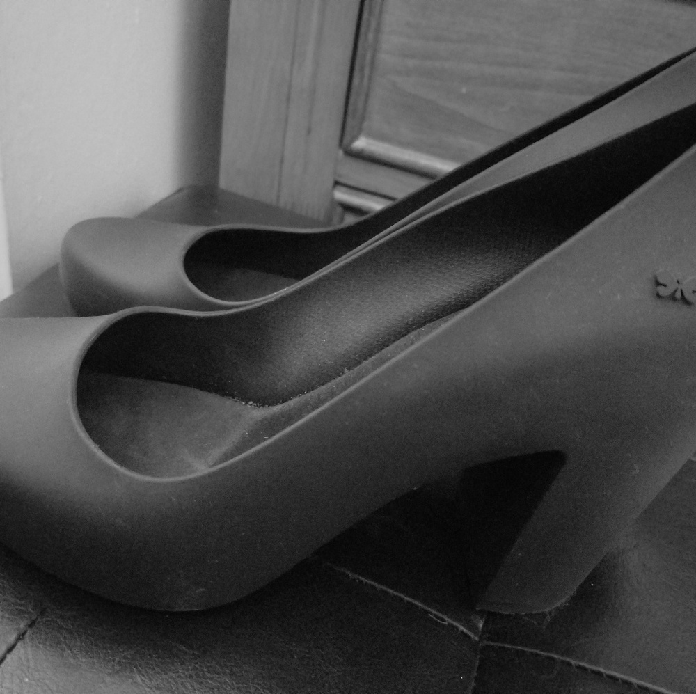 Authentic ZAXY pumps